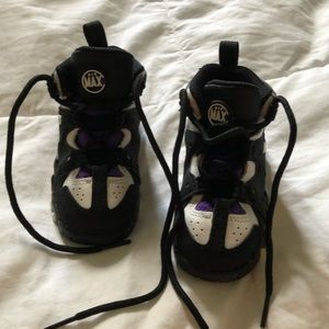 Kids boy or girl black sneakers